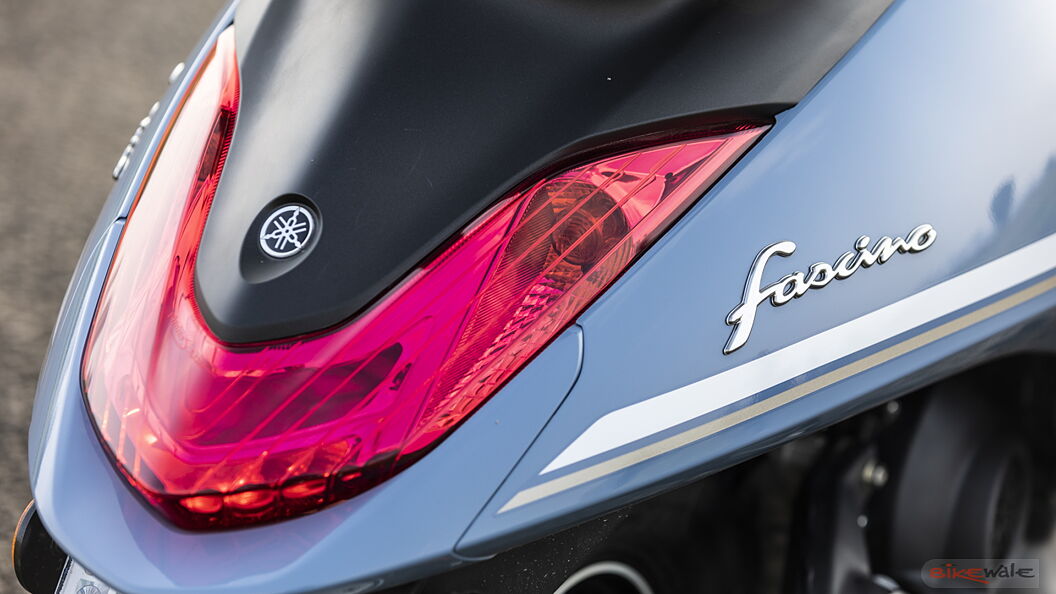 Yamaha Fascino 125 Tail Light Image BikeWale