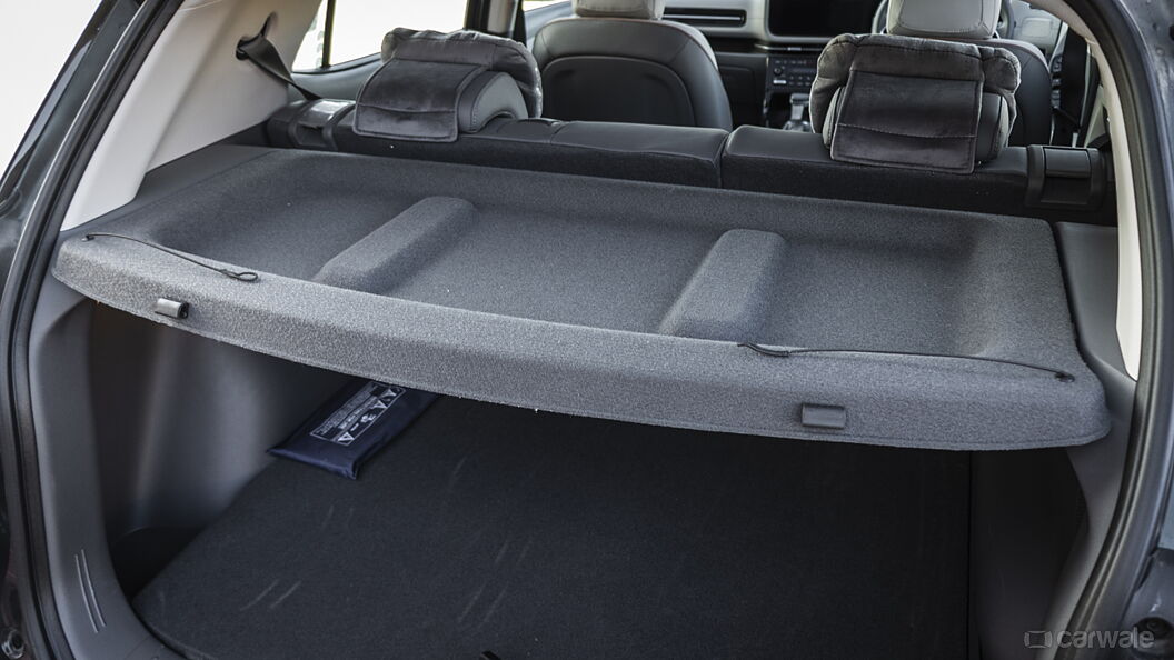 Hyundai Creta Bootspace with Parcel Tray/Retractable
