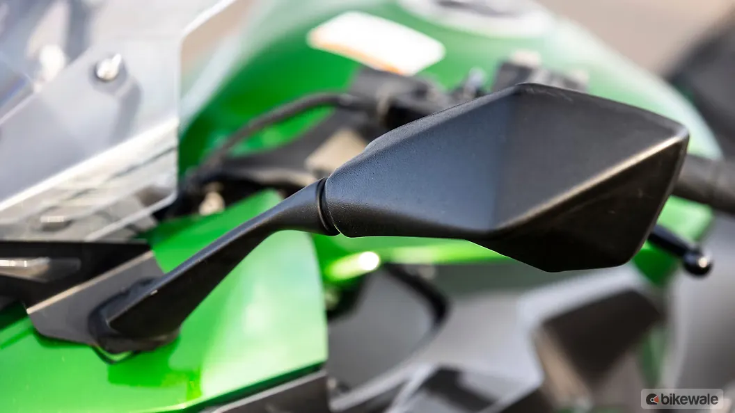 Kawasaki Ninja 1000 Rear View Mirror Image BikeWale