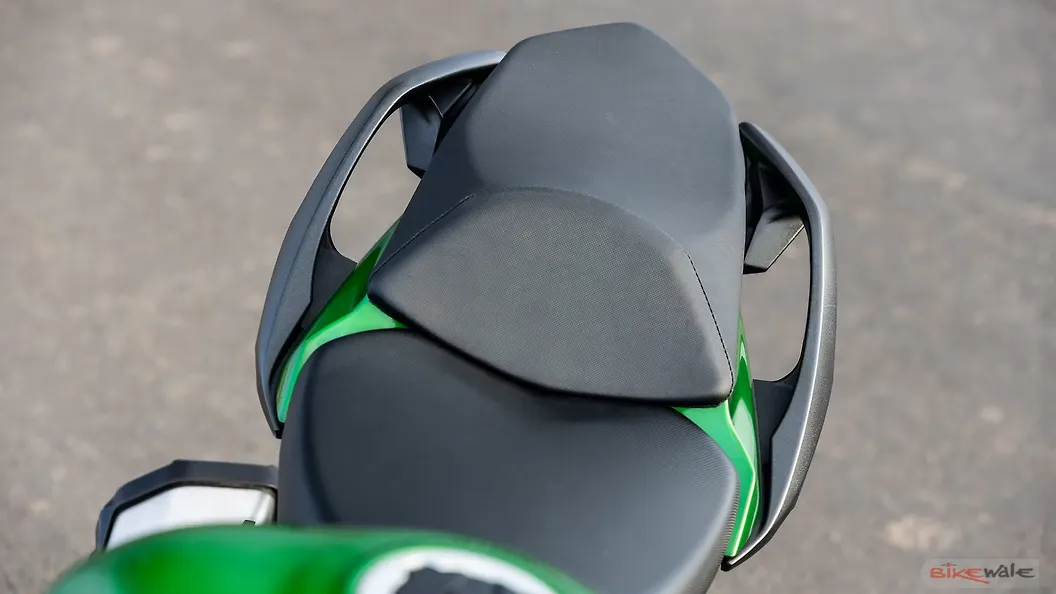 Kawasaki Ninja 1000 Bike Seat Image BikeWale