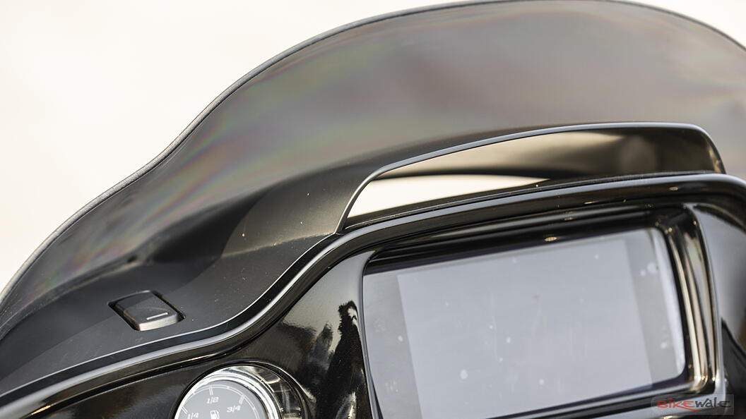 Harley-Davidson Road Glide Special windscreen Image – BikeWale