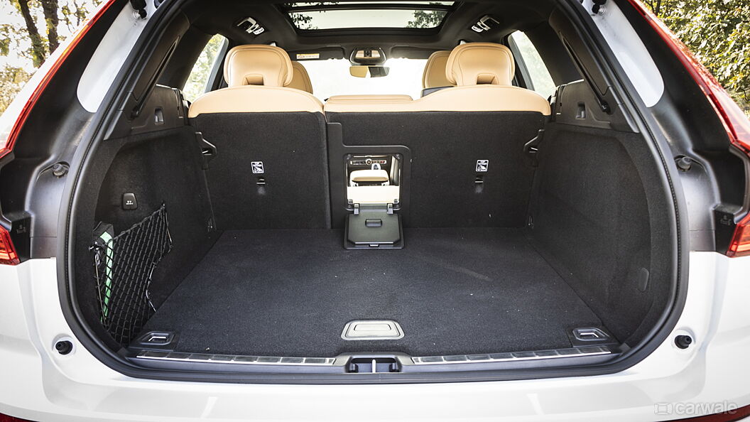 Discontinued Volvo XC60 2021 Bootspace