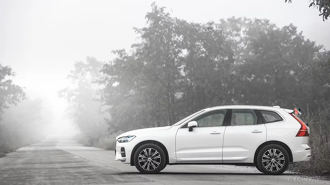 XC60 Rear View Image, XC60 Photos in India - CarWale