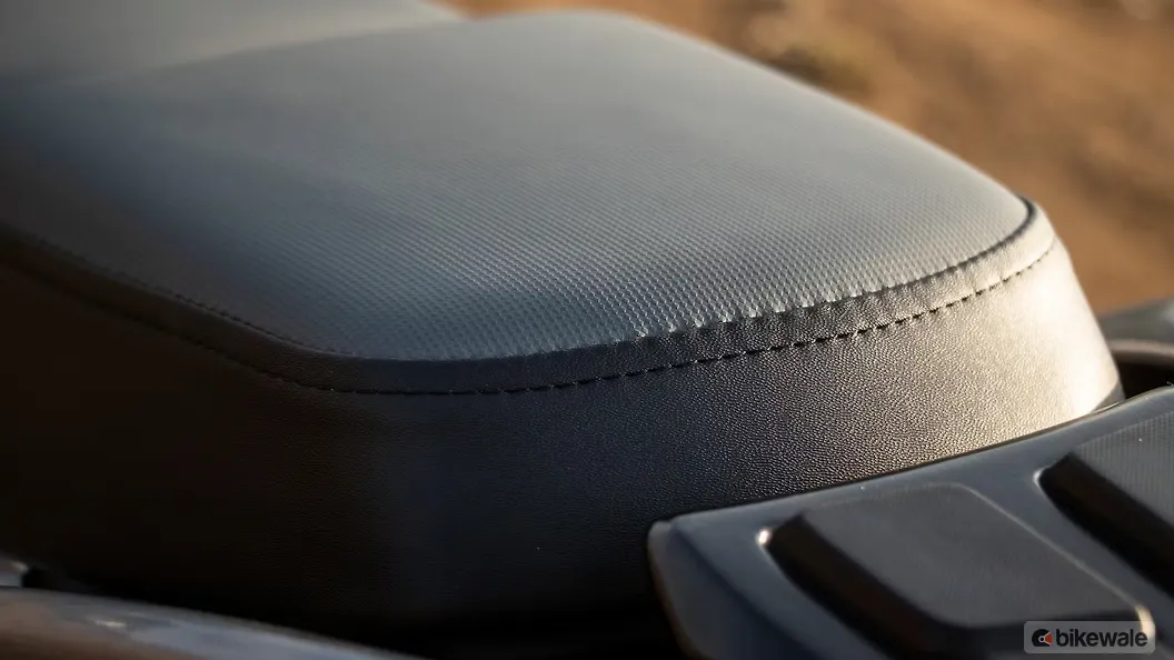 Hero Xpulse 200 4V Grab Rail Image BikeWale