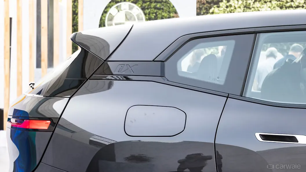 iX Rear Quarter Glass Image, iX Photos in India - CarWale