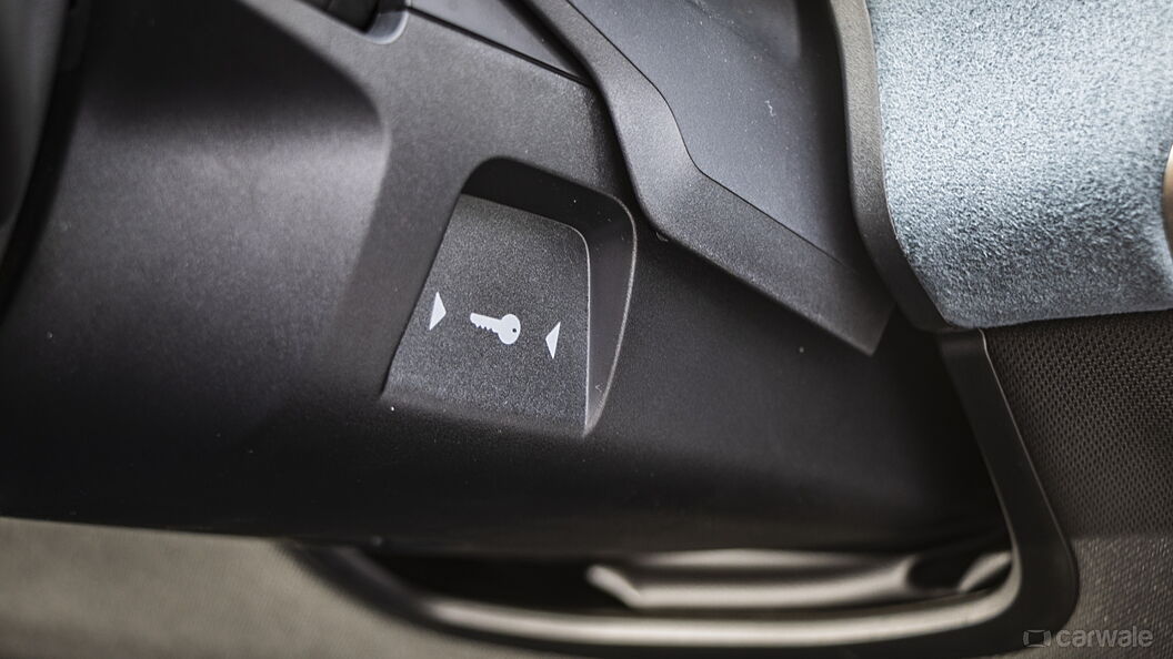 BMW iX Steering Adjustment Lever/Controller