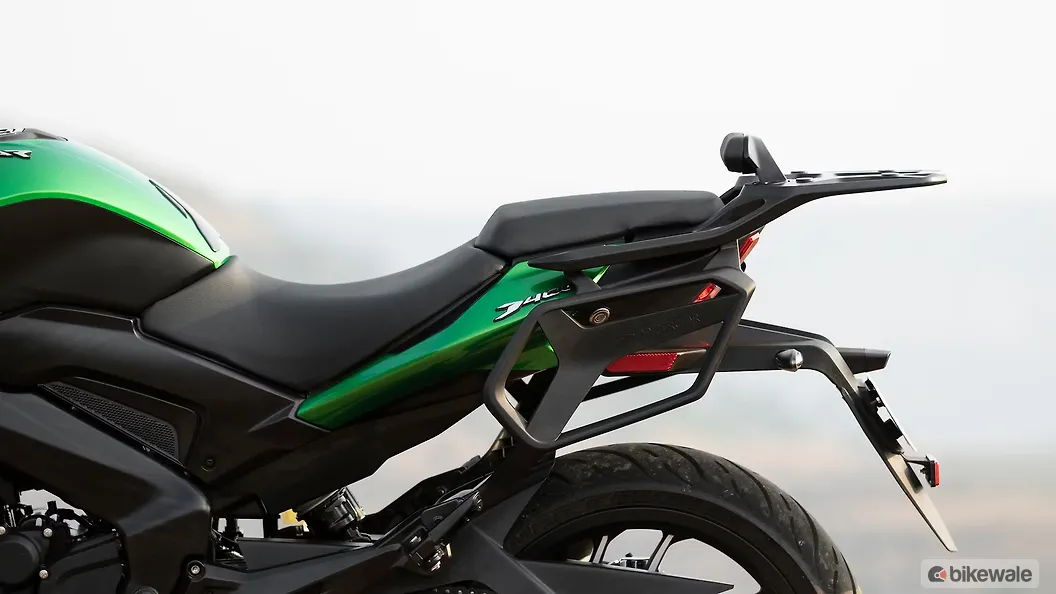 Bajaj Dominar 400 Bike Seat Image BikeWale