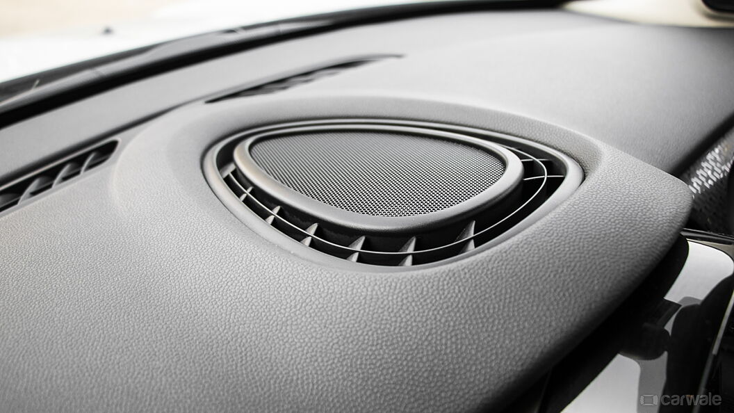 MINI Cooper SE Central Dashboard - Top Storage/Speaker