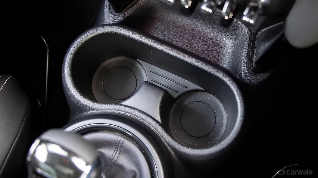 Cooper SE Cup Holders Image, Cooper SE Photos in India CarWale