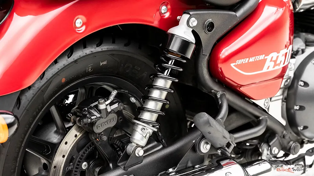 Royal Enfield Super Meteor 650 Rear Shock absorbers Image BikeWale