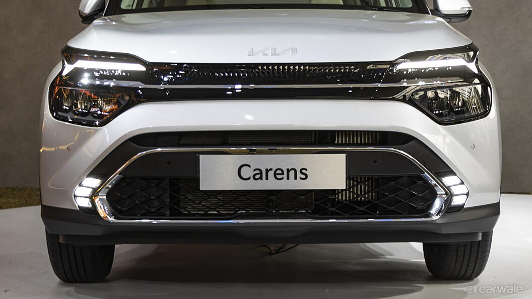 Carens Front Bumper Image, Carens Photos in India - CarWale