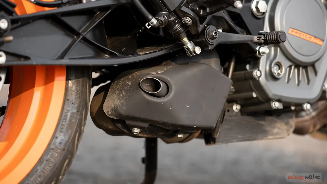 KTM RC 200 Radiator Image – BikeWale