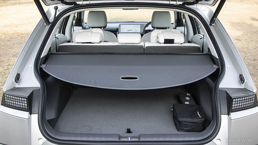 Hyundai Ioniq 5 Bootspace with Parcel Tray/Retractable