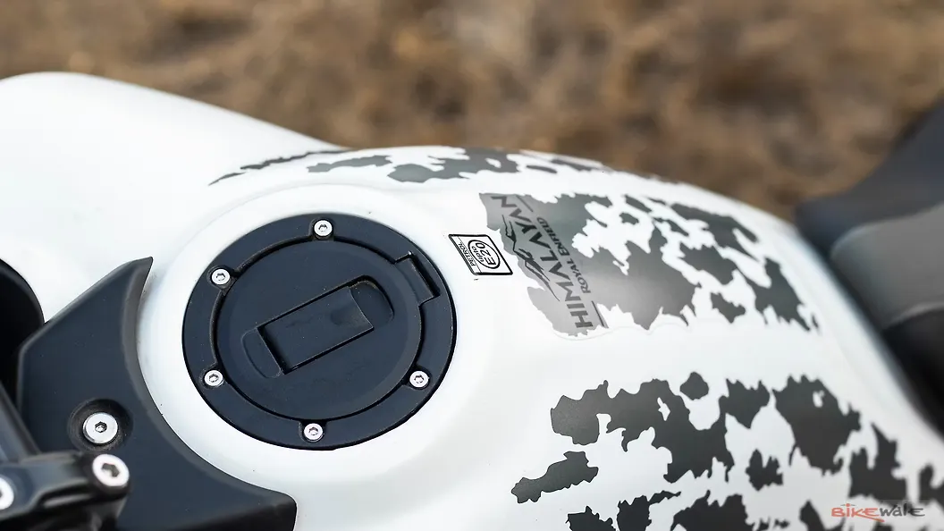 Royal Enfield Himalayan 450 Fuel Tank Image BikeWale