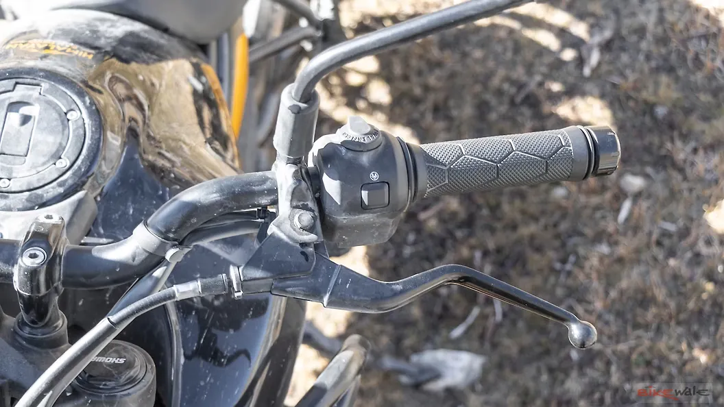 Royal Enfield Himalayan 450 Gear Shift Lever Image BikeWale