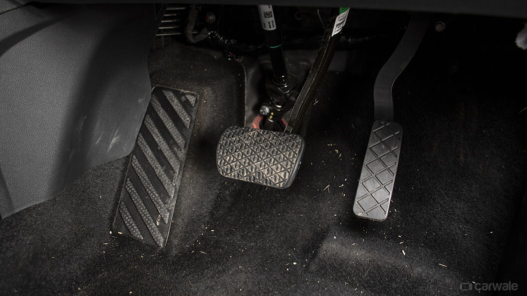 MG ZS EV Pedals/Foot Controls
