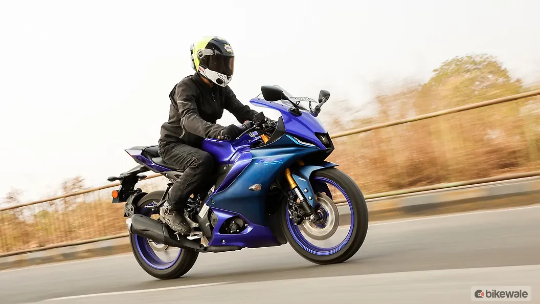 Yamaha R15 V4 Front View Image – BikeWale