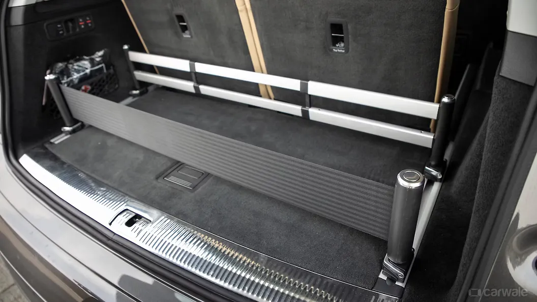 Q7 Bootspace Image, Q7 Photos in India CarWale