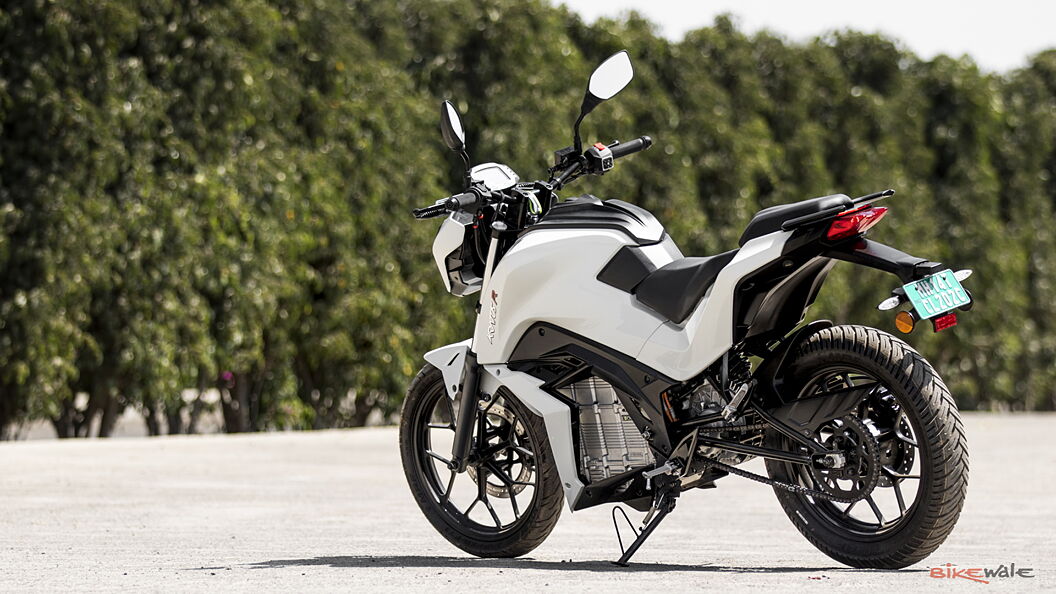 Tork Kratos R Left Side View Image – BikeWale