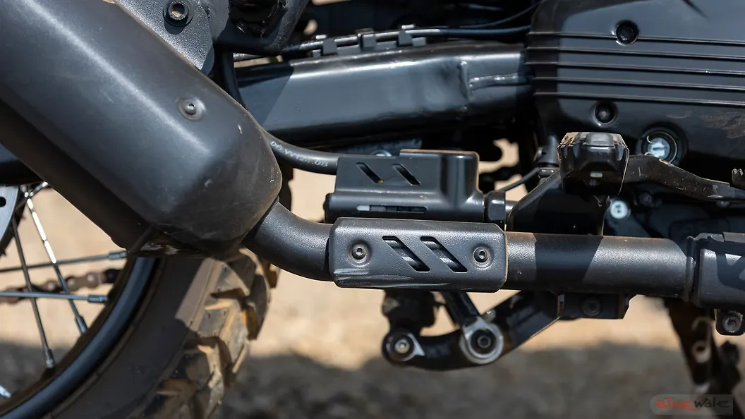 Yezdi Adventure Keyless Ignition Switch Image BikeWale