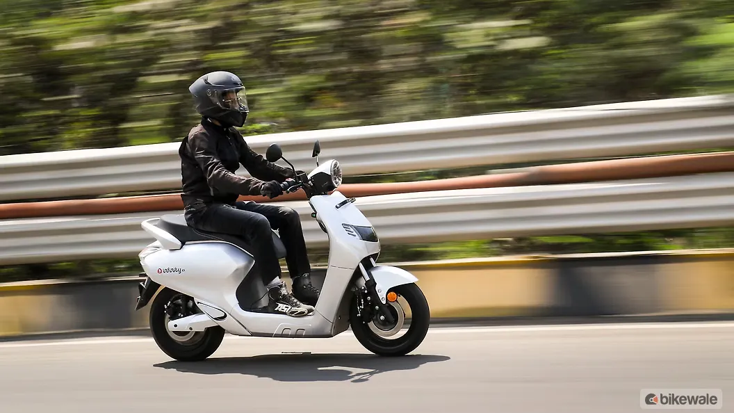 Bounce Infinity E1 Right Side View