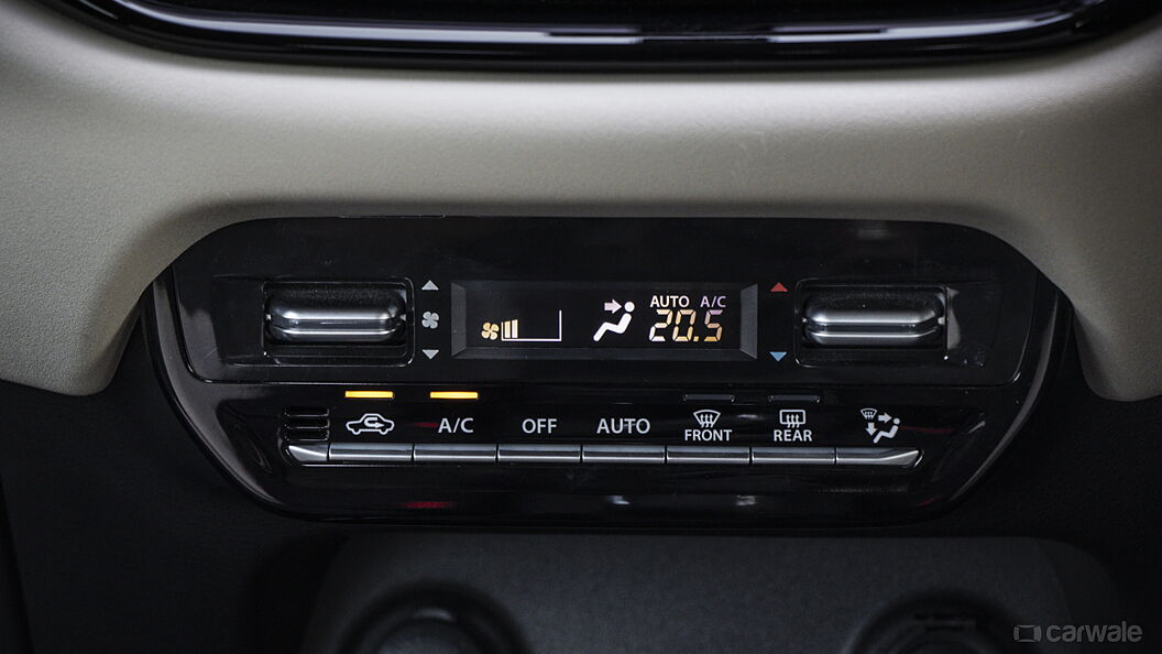 Toyota Glanza AC Controls