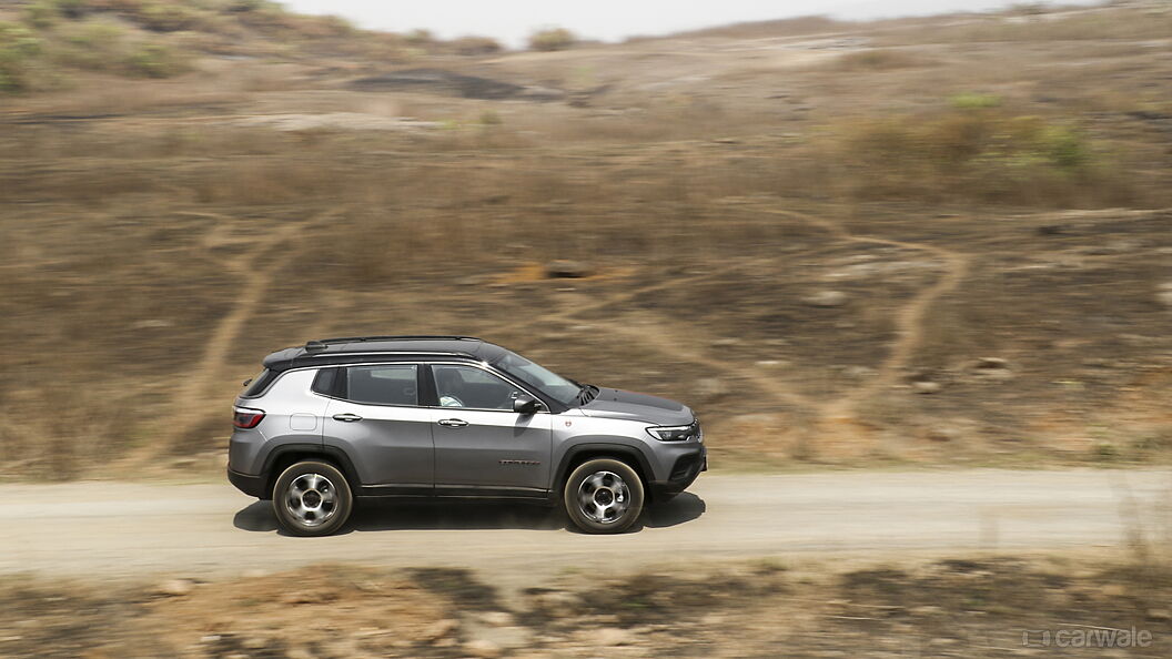Jeep Compass Right Side View