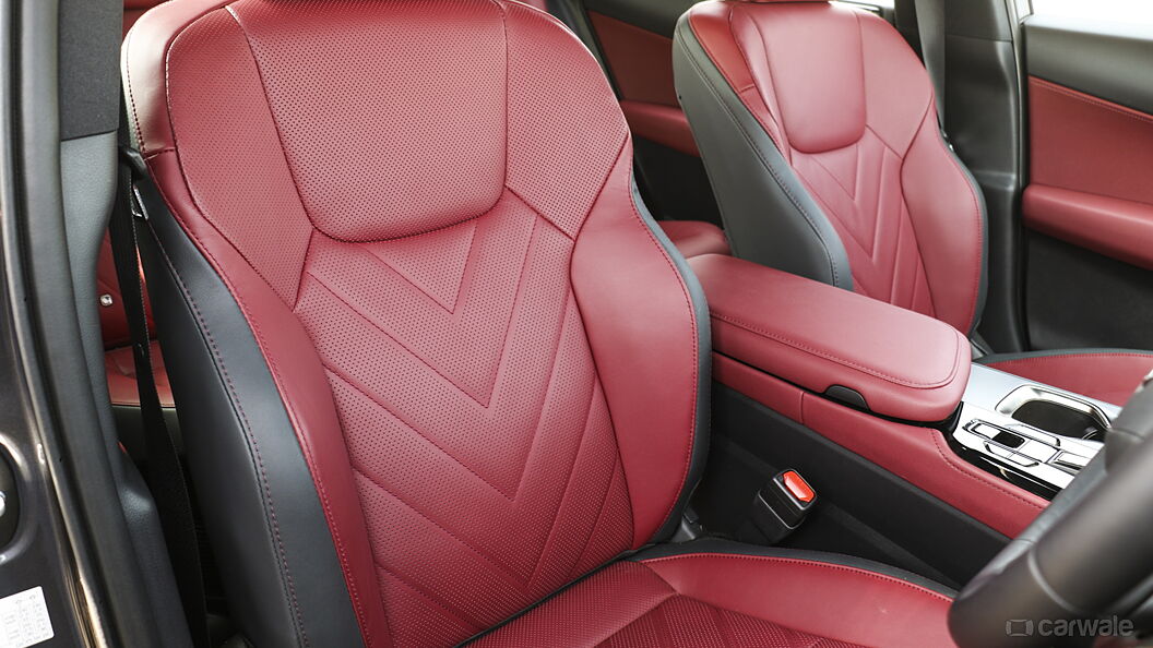 Lexus NX Front Row Seats