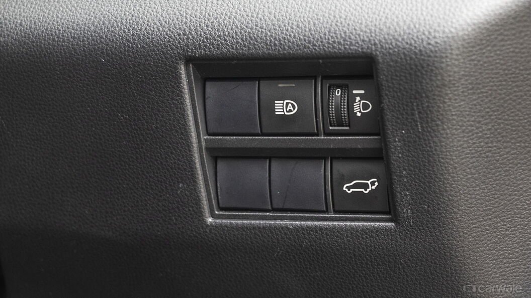 Toyota Innova Hycross Dashboard Switches
