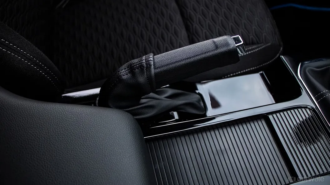 Kiger Parking Brake/Emergency Brake Image, Kiger Photos in India CarWale