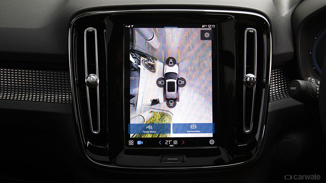 Volvo XC40 Recharge Infotainment System