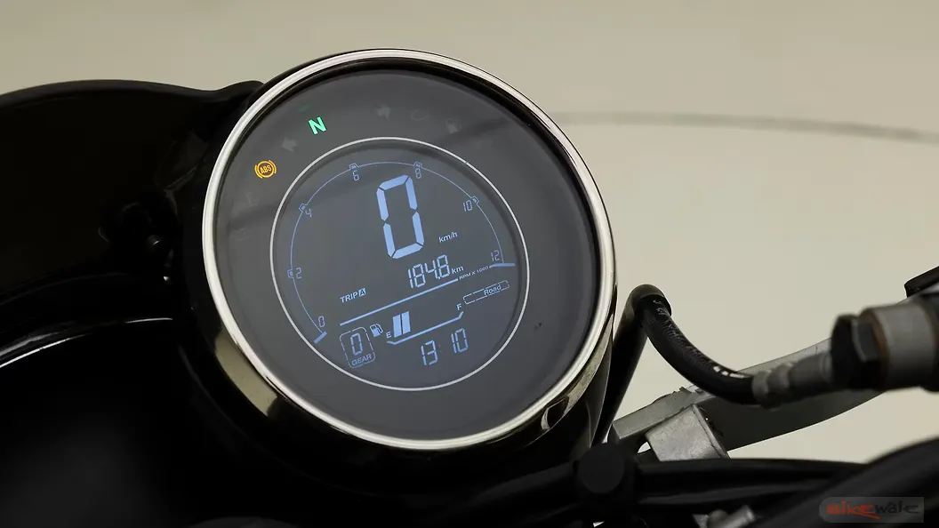 Yezdi Scrambler 350 :- शानदार फीचर्स और ज़बरदस्त पावर के साथ Yezdi ने लॉन्च की Scrambler 350, जानिए इस की कीमत !