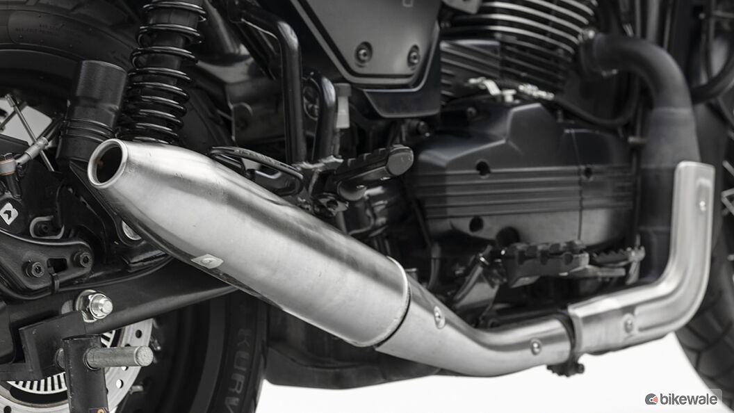 Yezdi Scrambler Silencer/Muffler Image – BikeWale