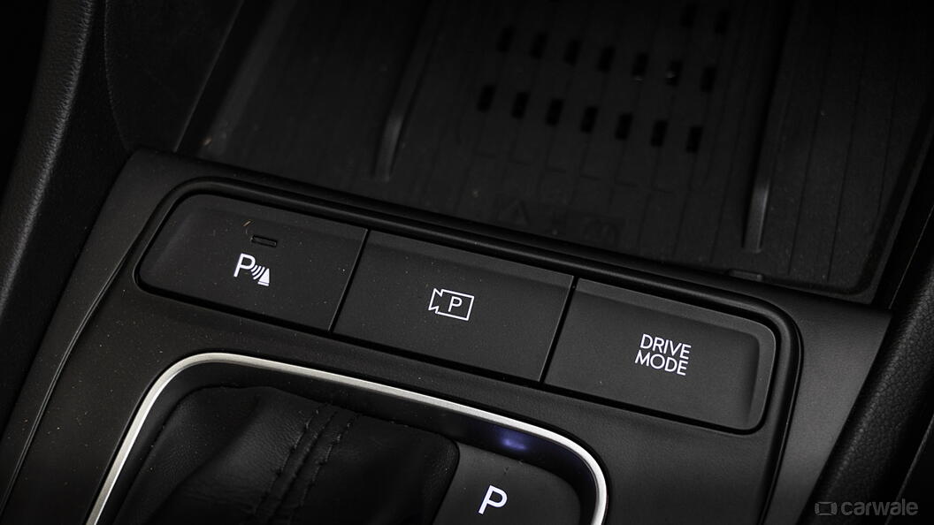 Verna Drive Mode Buttons/Terrain Selector Image, Verna Photos in India ...