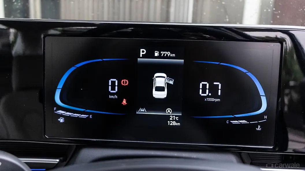 Verna Instrument Cluster Image, Verna Photos in India CarWale