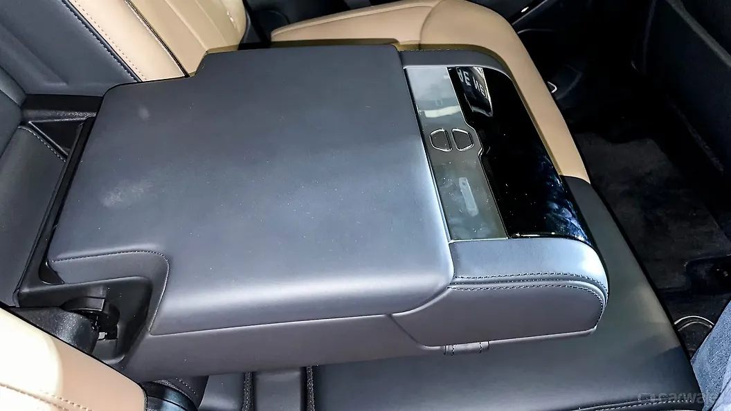 Range Rover Velar Rear Arm Rest Range Rover Sport Rear Cup Holders Image, Range Rover Sport Photos in ...