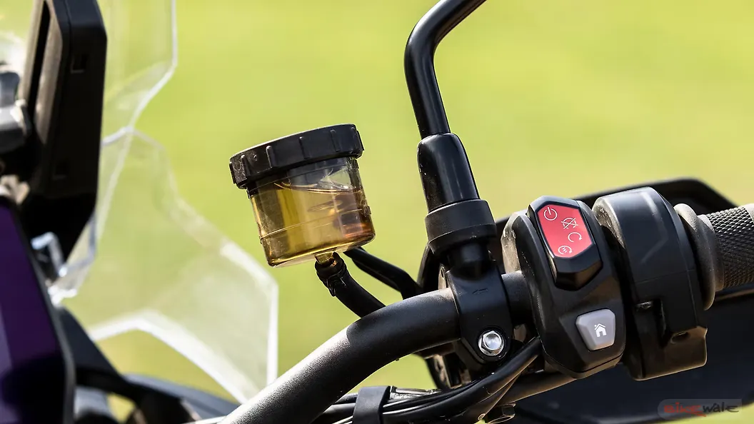 Triumph Tiger 1200 Radiator Image – BikeWale