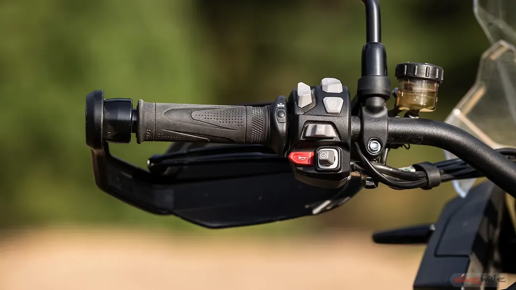 Triumph Switch Triumph Tiger 1200 Left Side Multifunction Switchgear Image – BikeWale