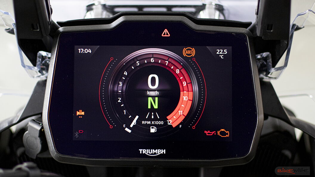 Triumph tiger deals 1200 tft display