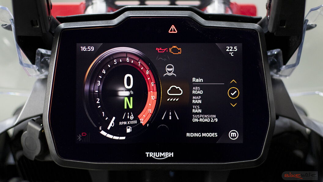 Triumph Tiger 1200 TFT / Instrument Cluster Image – BikeWale