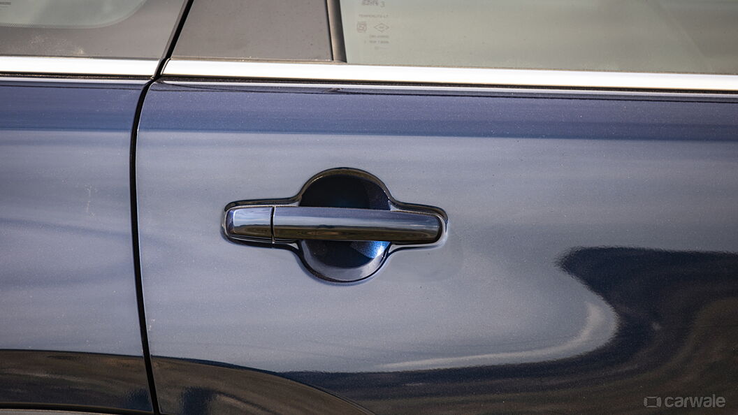 Maruti Suzuki Grand Vitara Rear Door Handle