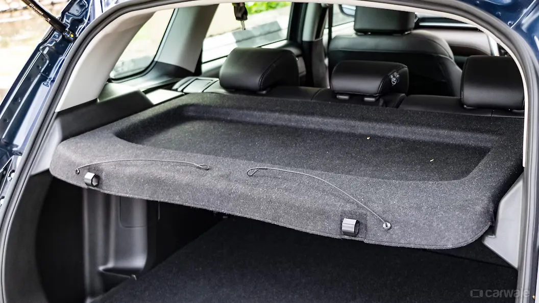 Grand Vitara Bootspace with Parcel Tray/Retractable Image, Grand Vitara