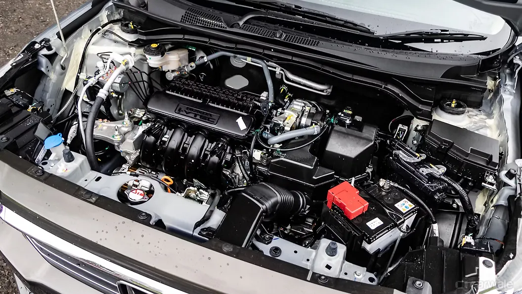 Amaze Engine Shot Image, Amaze Photos in India CarWale