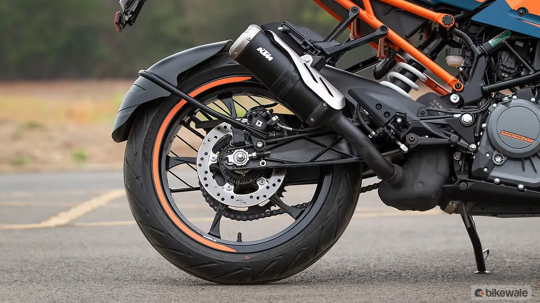 KTM RC 390 [2020] Drive Chain and Sprocket Image – BikeWale