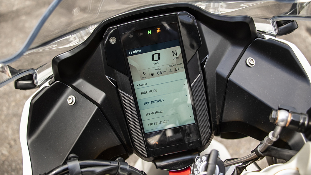 bmw g310r meter