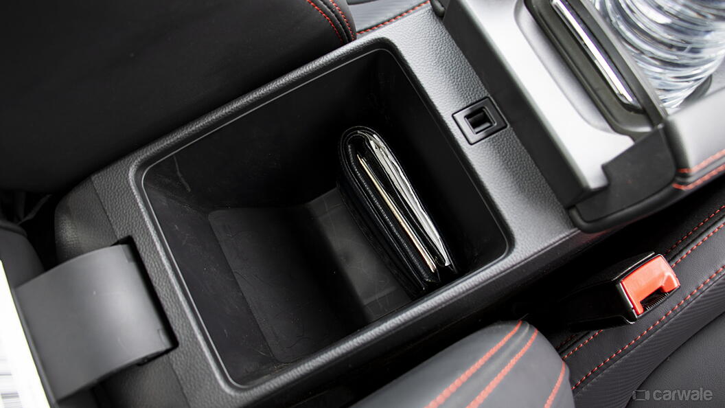 ZS EV Center Console/Centre Console Storage Image, ZS EV Photos in ...