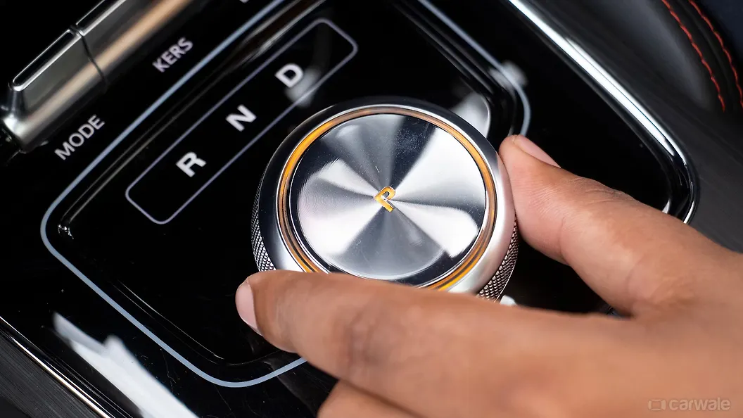 ZS EV Gear Selector Dial Image, ZS EV Photos in India - CarWale