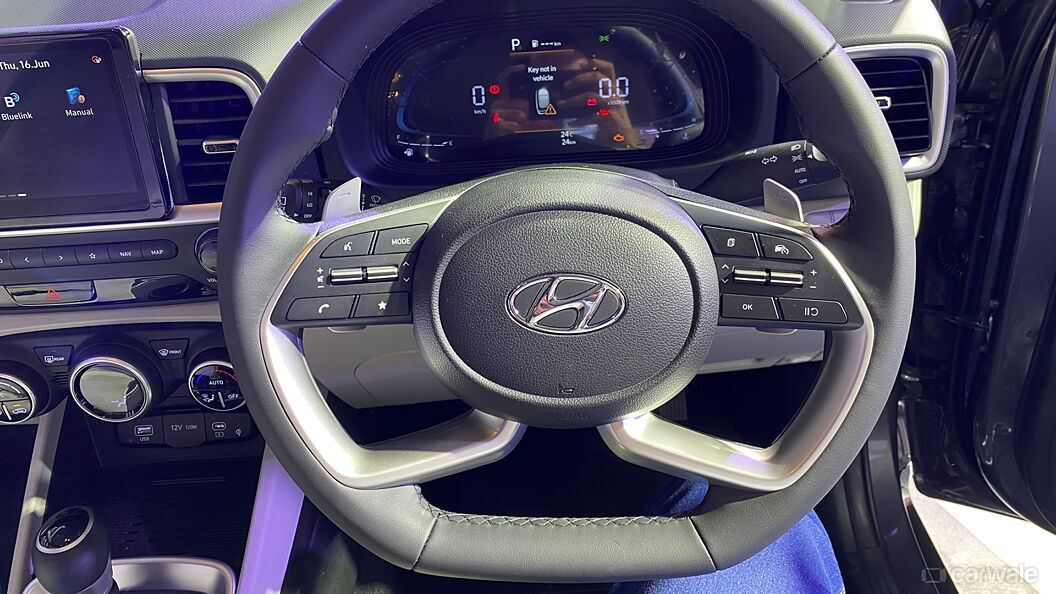 Hyundai Venue [2022-2023] Steering Wheel
