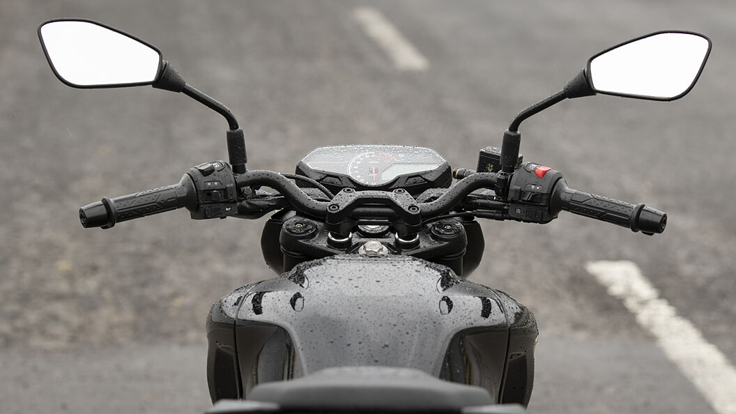 Pulsar 2025 handle bar