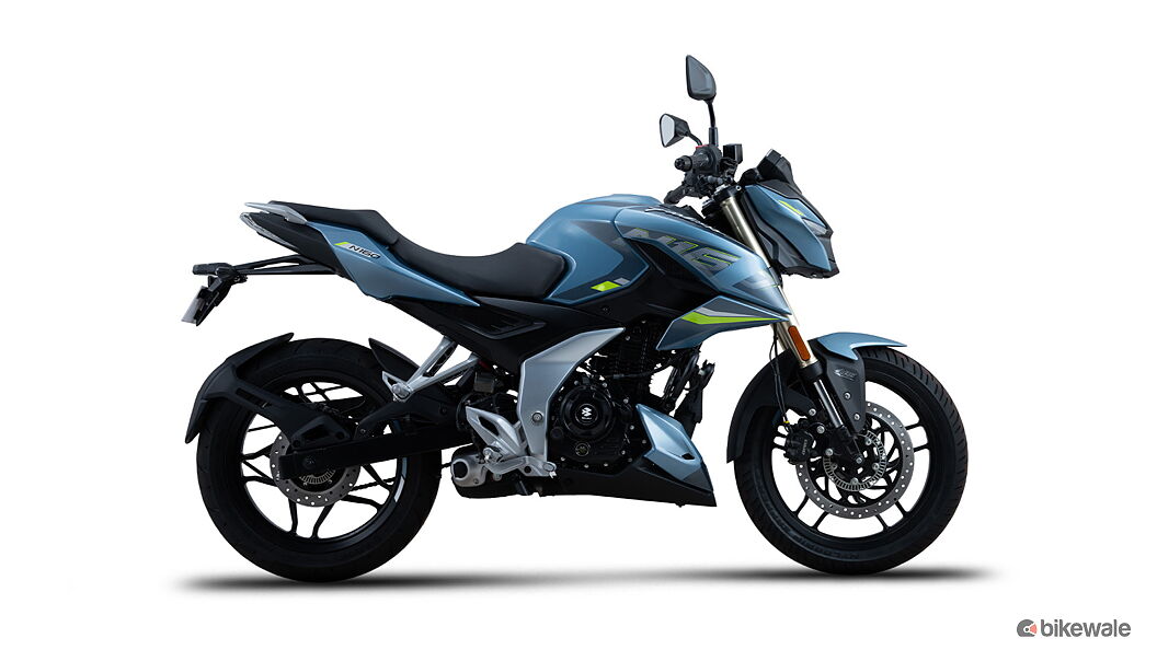 Bajaj Pulsar N160 Right Side View Image – BikeWale